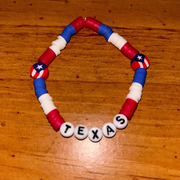 Texas (State) Heishi Bracelet - Picture 5 of 6